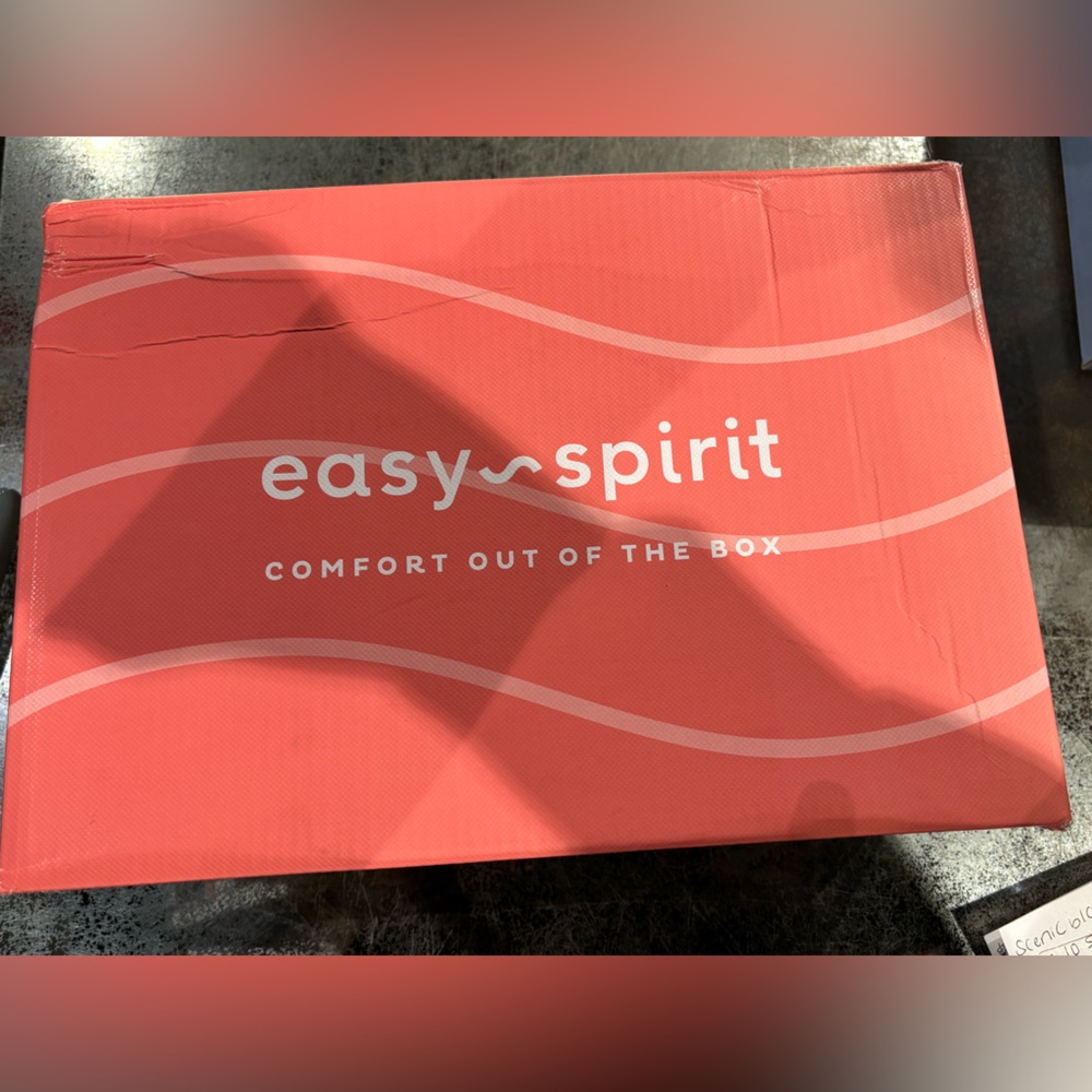 Easy Spirit - Picture 5 of 5
